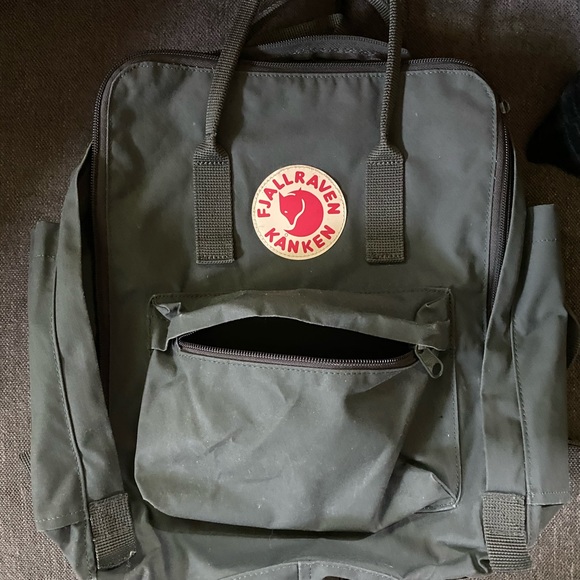 Fjallraven Handbags - Fjallraven Olive Backpack - Great Condition